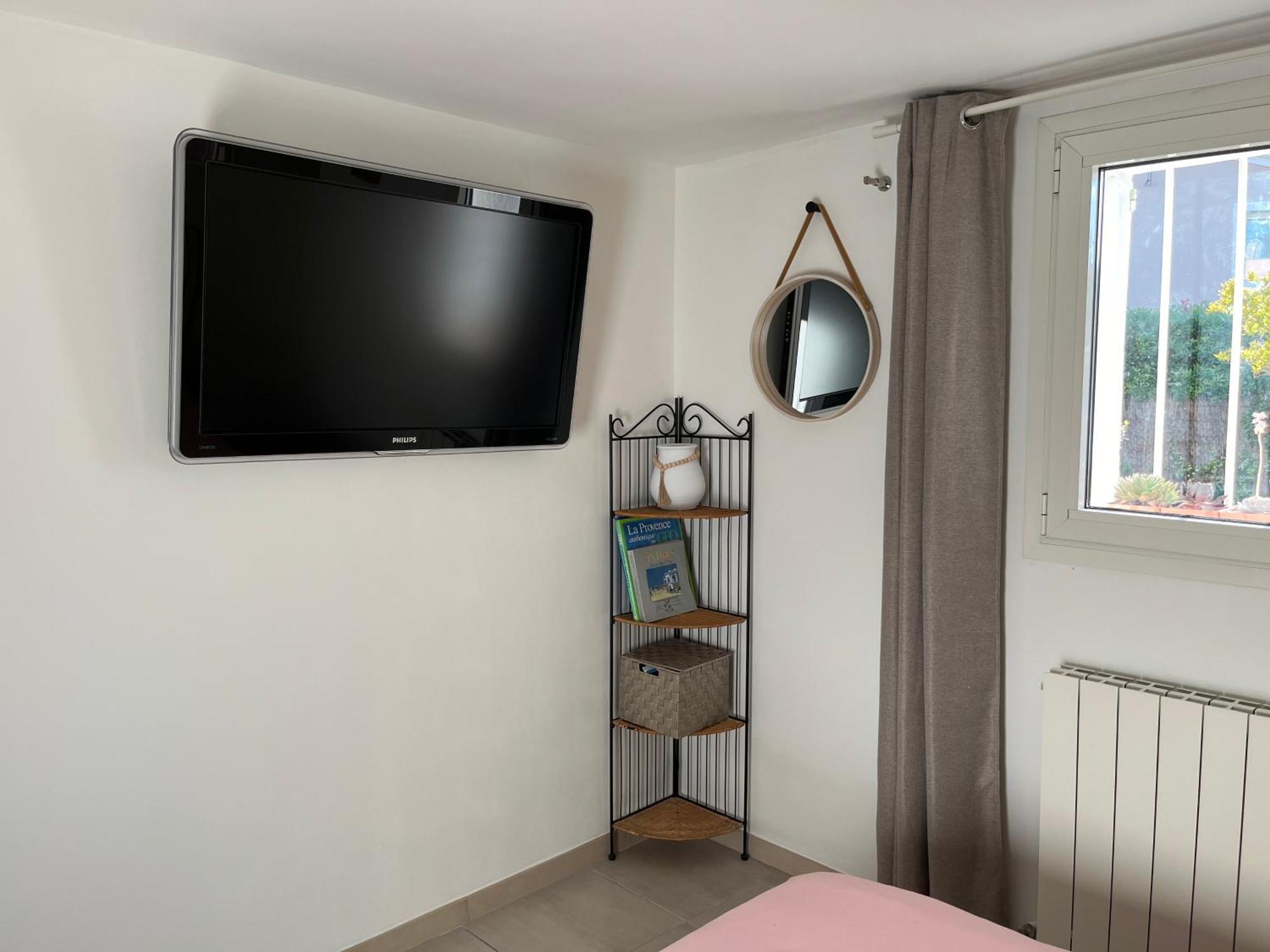Appartement Deux Pieces Donnant Sur Un Jardin Antibes Exterior photo